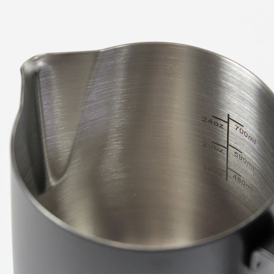 Rhino Pro Stealth Pitcher 32oz/900ml - Black 